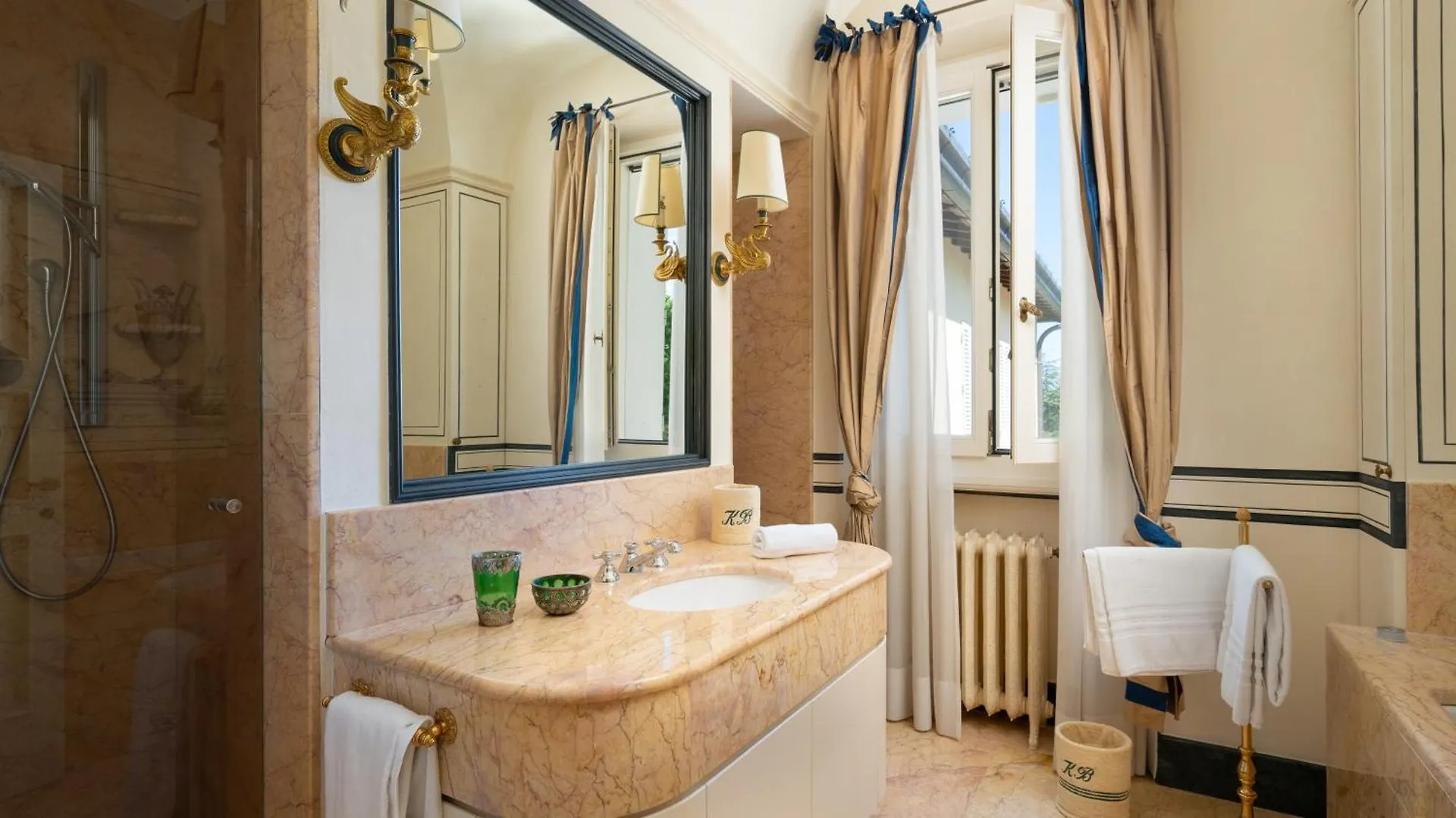 Tenuta Bagni De' Consoli 12, Emma Villas Бертиноро